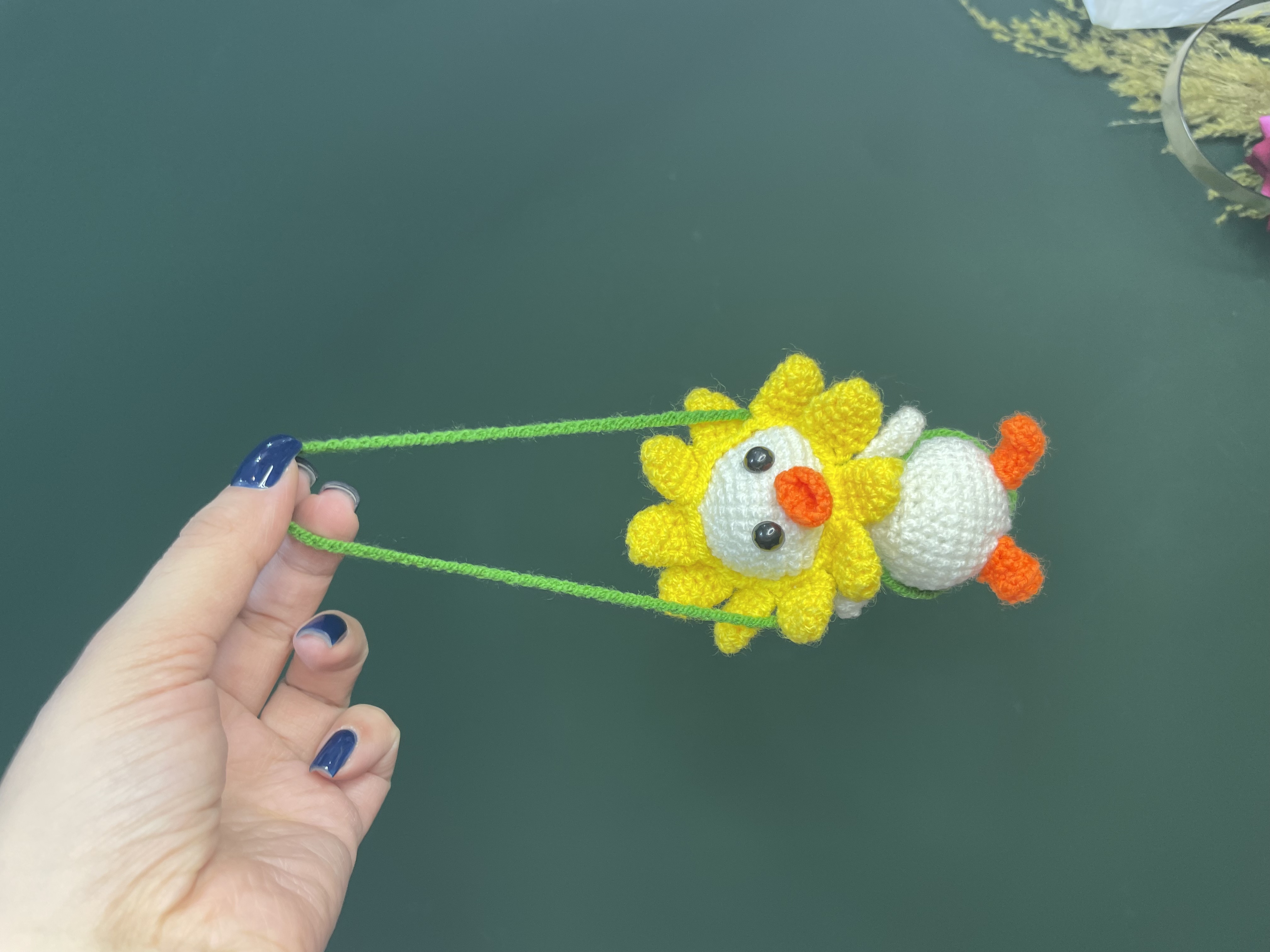 عروسک اویز جوجه ای بافت جاکلیدی