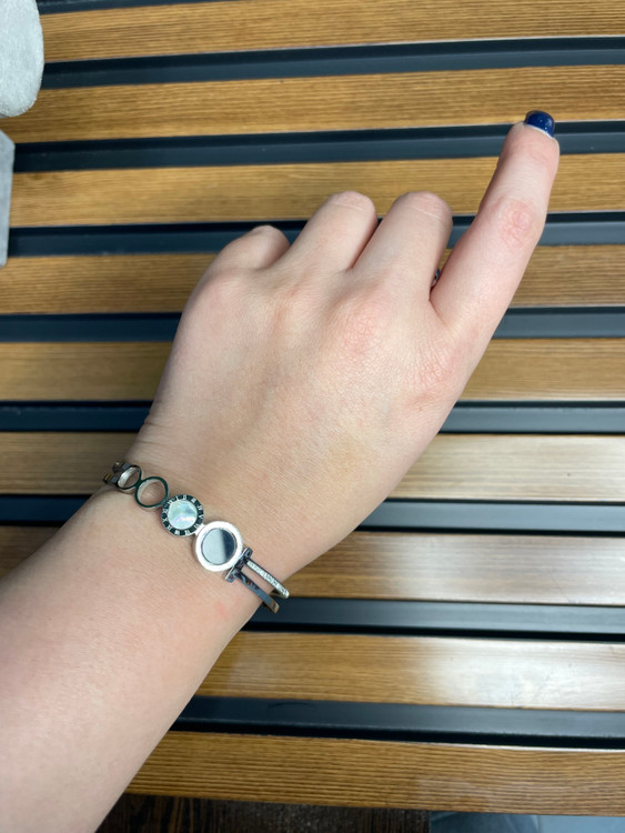 دستبند النگویی بنگل دخترانه نقره ای رنگ ثابت